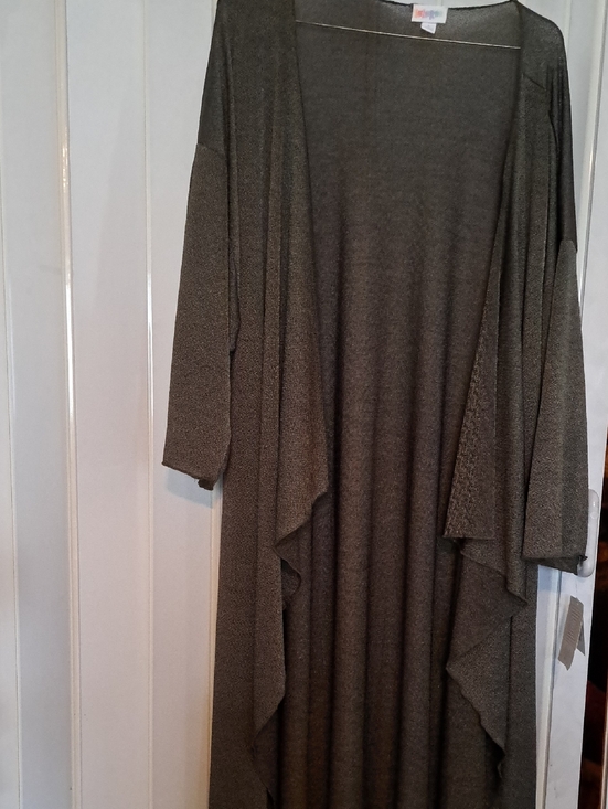 LuLaRoe Sweaters - LuLaRoe Shirley